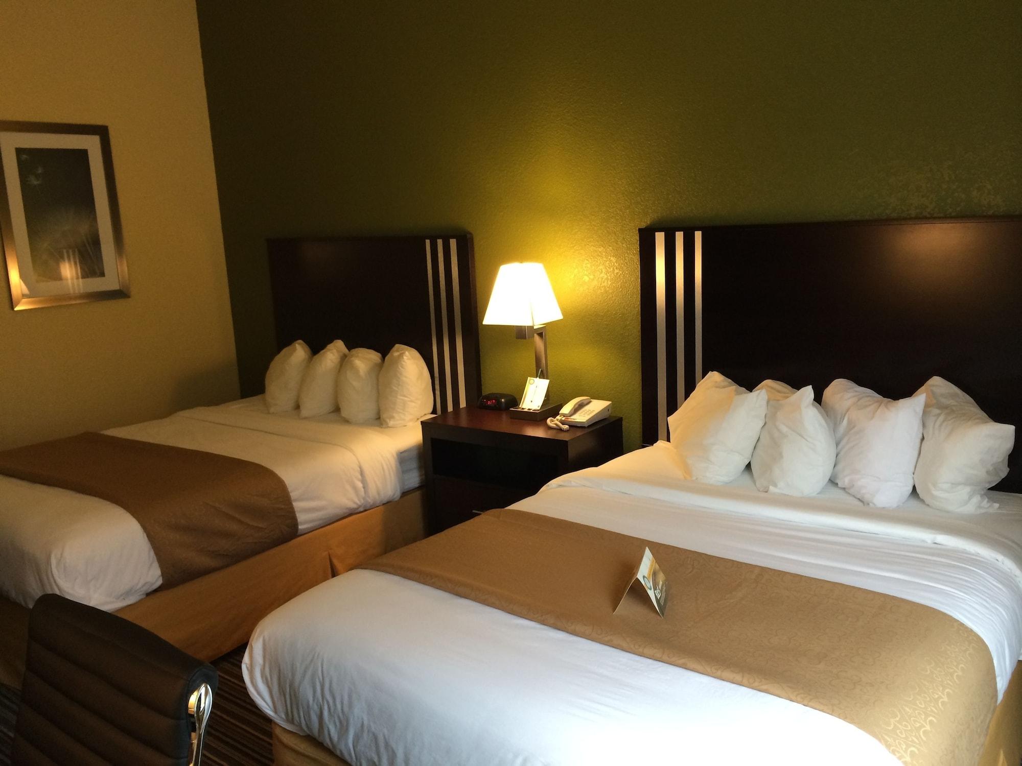 Spark By Hilton Wytheville East Main Street מראה חיצוני תמונה