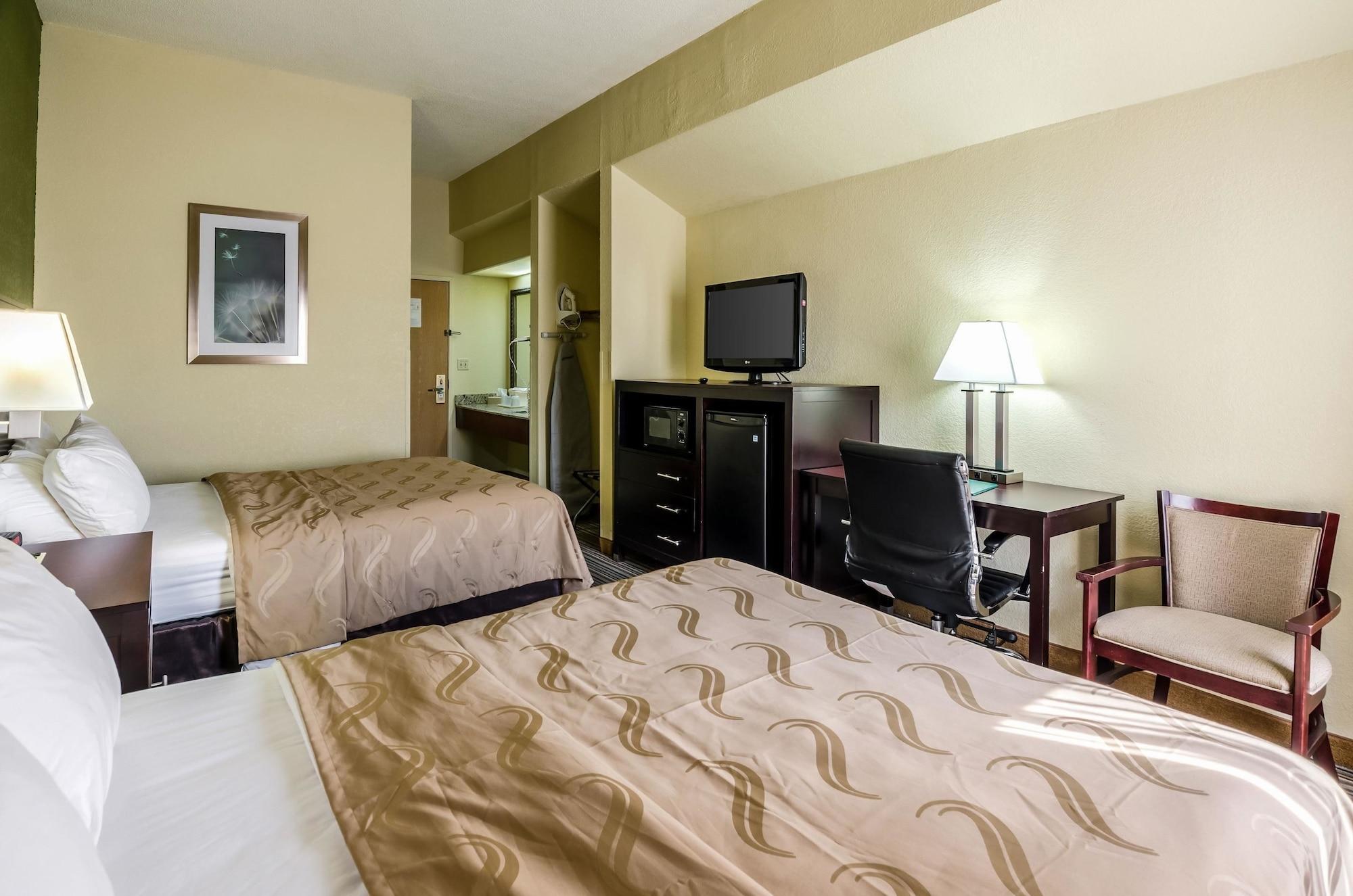 Spark By Hilton Wytheville East Main Street מראה חיצוני תמונה