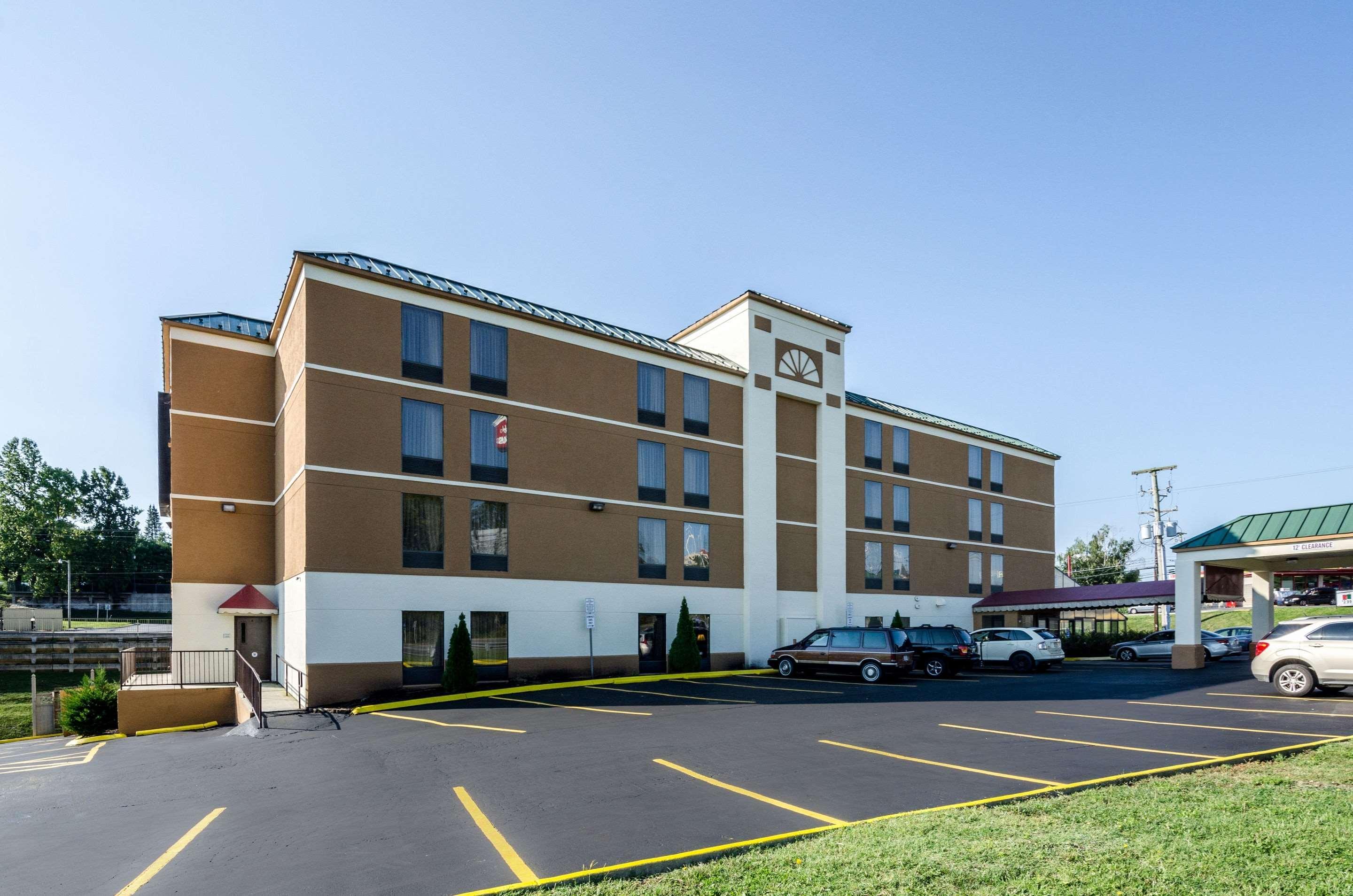 Spark By Hilton Wytheville East Main Street מראה חיצוני תמונה