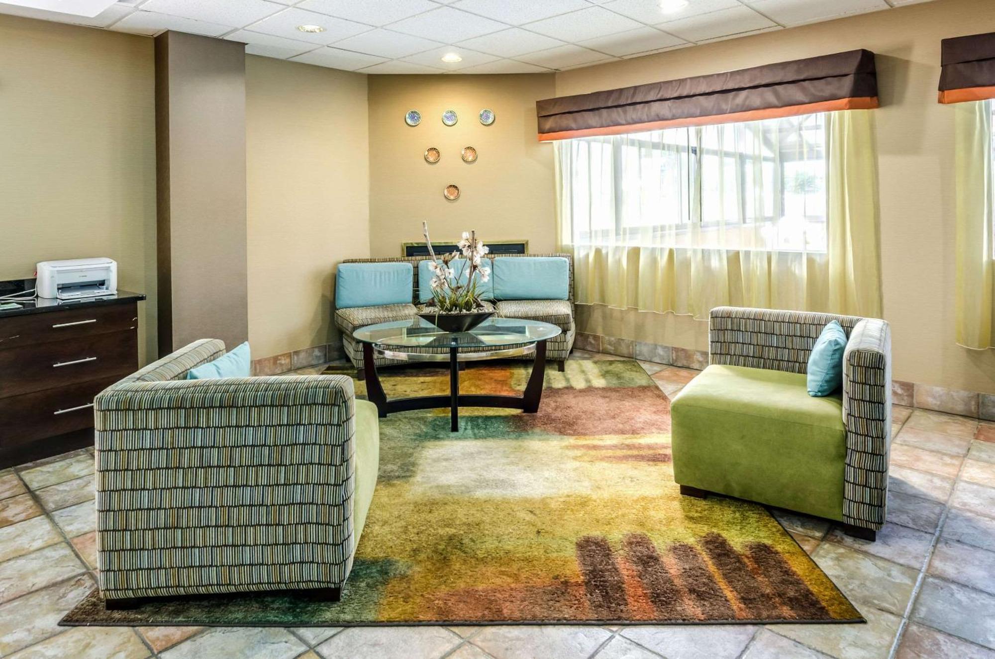 Spark By Hilton Wytheville East Main Street מראה חיצוני תמונה