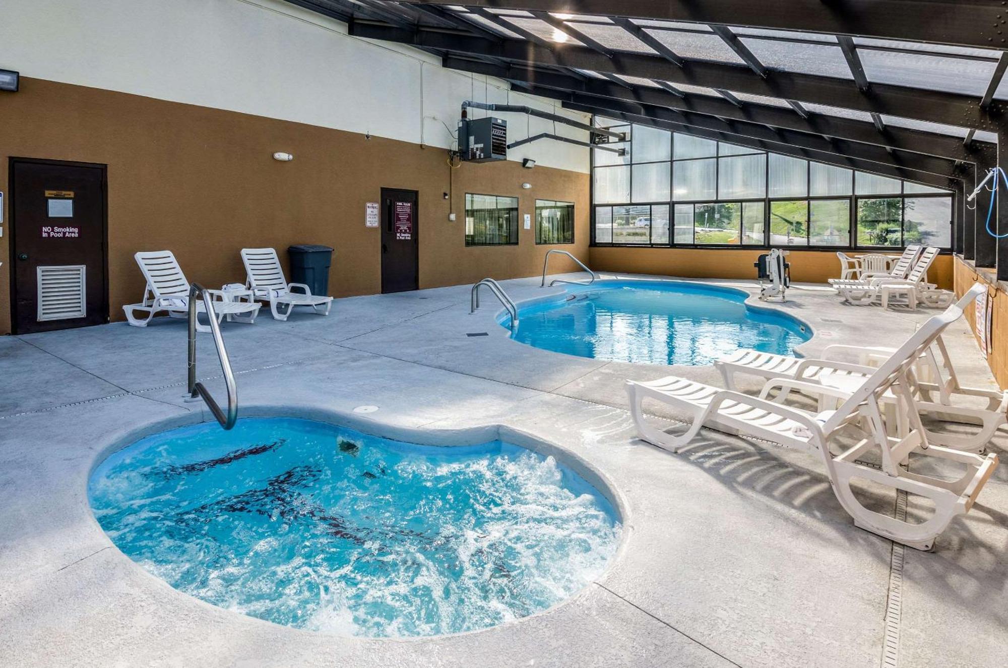 Spark By Hilton Wytheville East Main Street מראה חיצוני תמונה