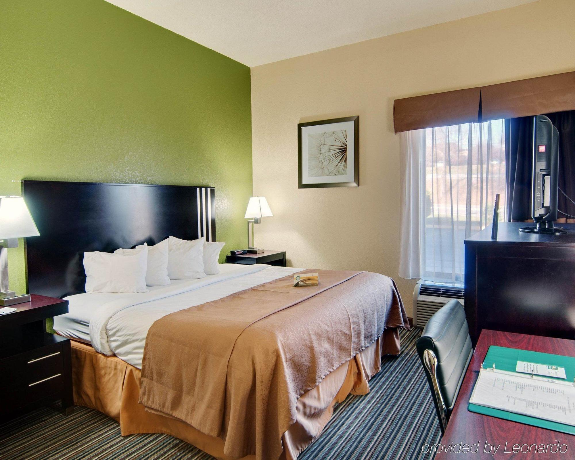 Spark By Hilton Wytheville East Main Street מראה חיצוני תמונה