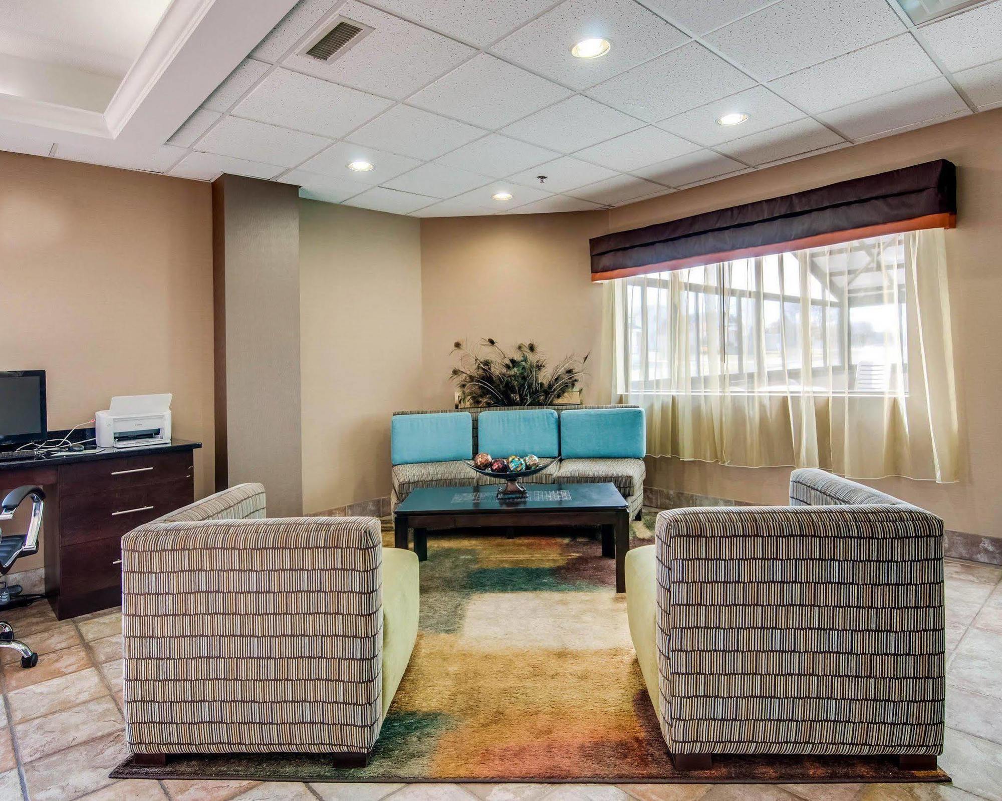 Spark By Hilton Wytheville East Main Street מראה חיצוני תמונה